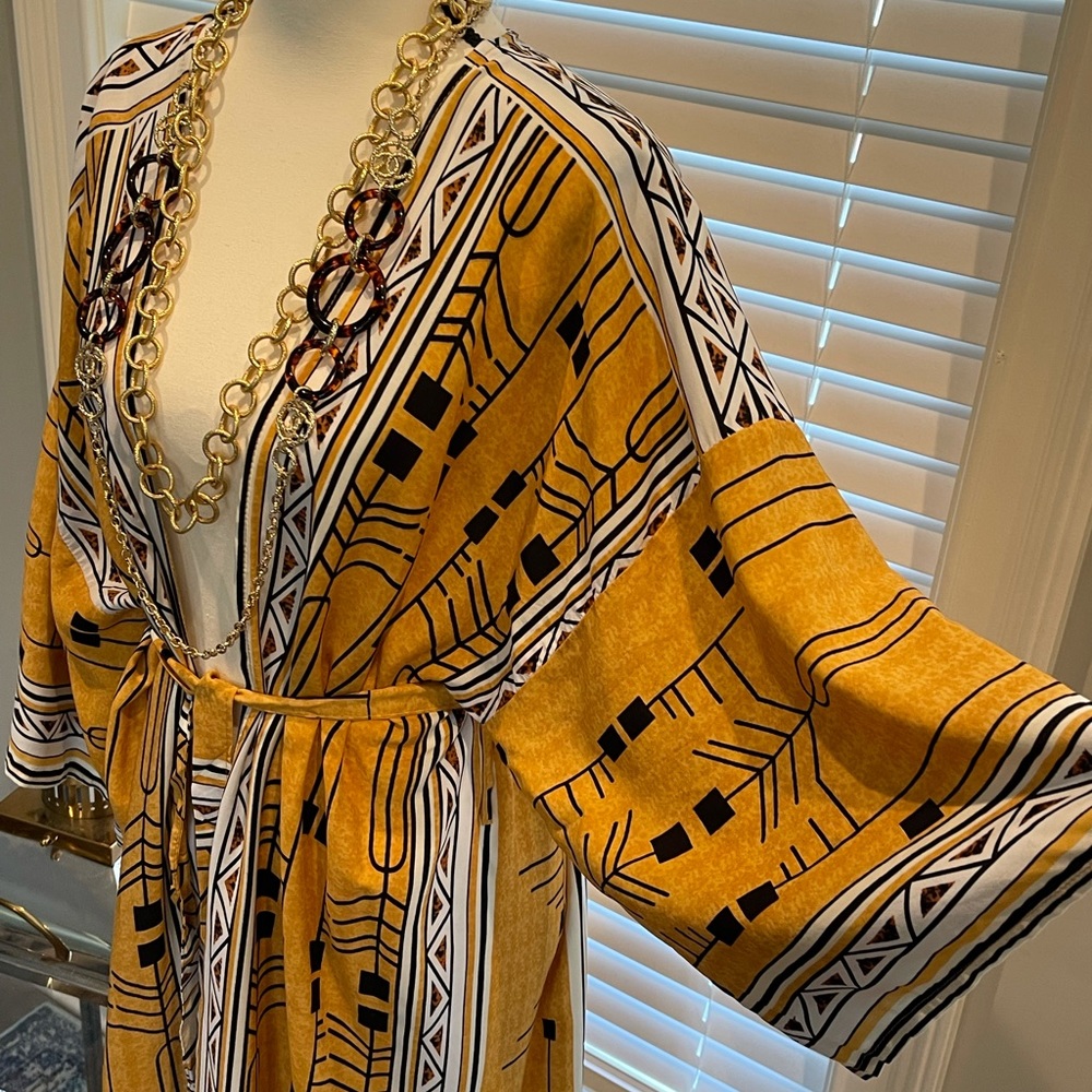 Bohemian Elegant self belted  Kimono/Dress tunic - Picture 11 of 16